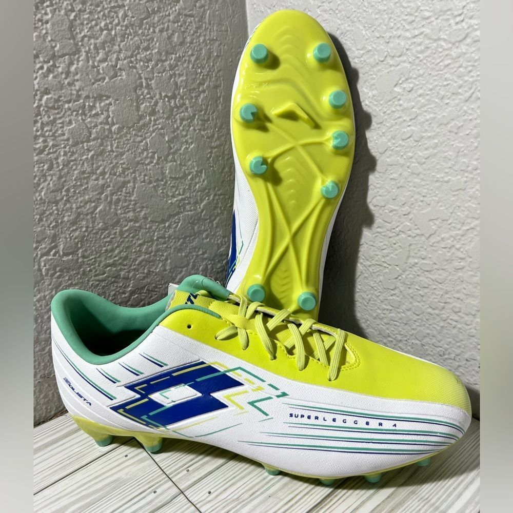 LOTTO Men's Yellow and Green‎ Soccer Cleats
